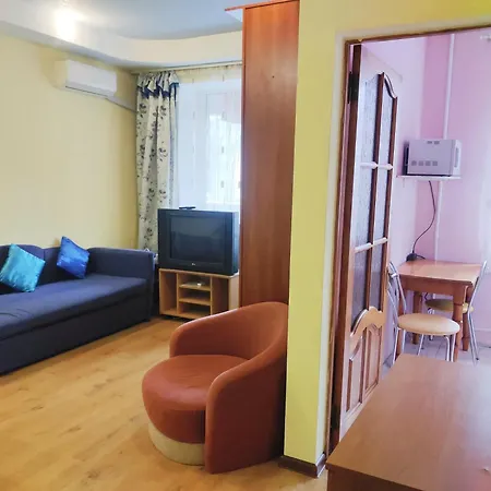 Apartment On Peremogy Square Kyiv